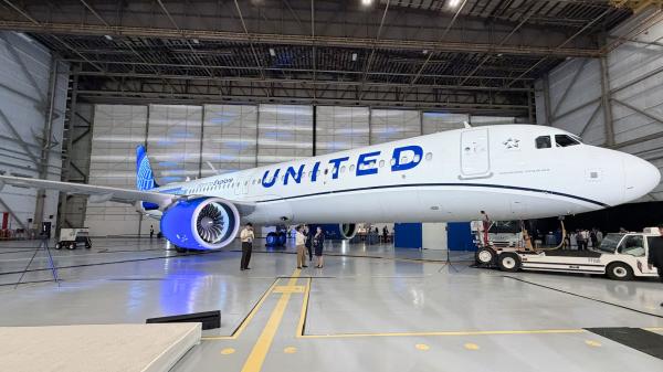 United’s new A321XLR is packed with…