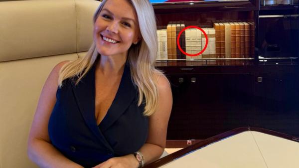 Are Those Fake Books on the New Air…