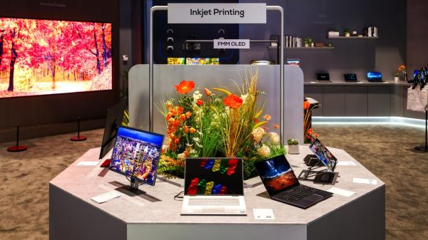 photo of Lenovo announces world's first laptop with inkjet-printed OLED — the Legion R9000P is equipped with a 240 Hz IJP panel&hellip; image