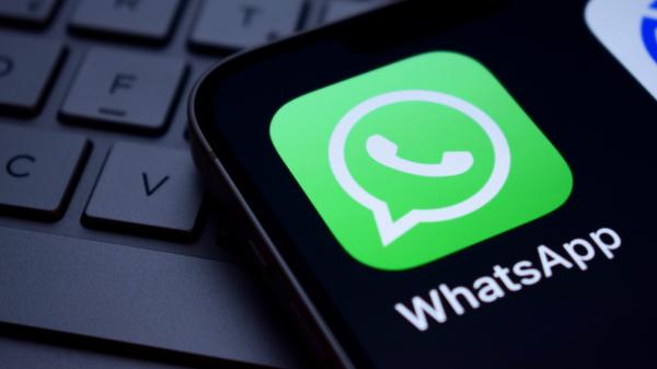 EU orders Meta to stop blocking rival AI&hellip;