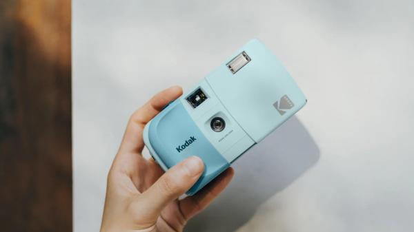 photo of The Kodak EC35 is a pocketable, beginner-friendly 35mm film camera image