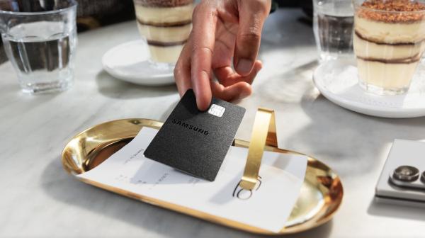photo of Samsung just unveiled a Galaxy credit card ahead of Unpacked image