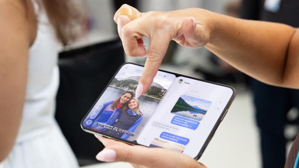 iPhone Duo shipping estimates have already been pushed back…