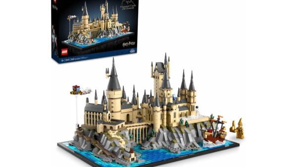 photo of LEGO Isn’t Only Treating Star Wars Fans, Harry Potter Hogwarts Castle Set Drops to New Record Low Price image