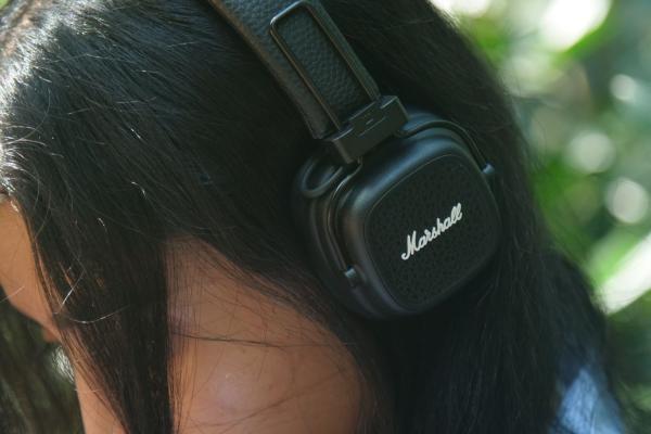 photo of Marshall’s Major V Headphones Review: Unbelievable Battery Life and Ready to Auracast image