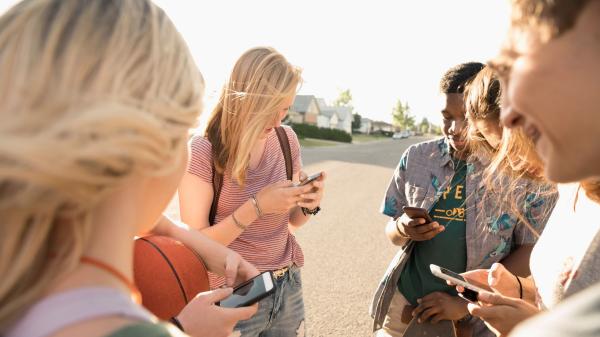 photo of The risks are 'real, measurable, and increasing': Canada is the latest country to move to ban social media for under-16s image