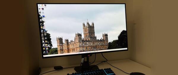 Asus ROG Strix XG32UQWMS 4K OLED gaming…