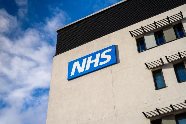 Palantir contractors working for NHS to…
