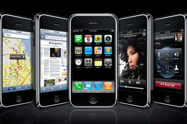 Original iPhone Loses Its Last Cellular…