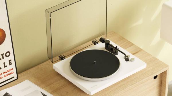 photo of Kanto's new budget-friendly turntable has a few smart features to make it easy for novices to use, and it's lovely and&hellip; image