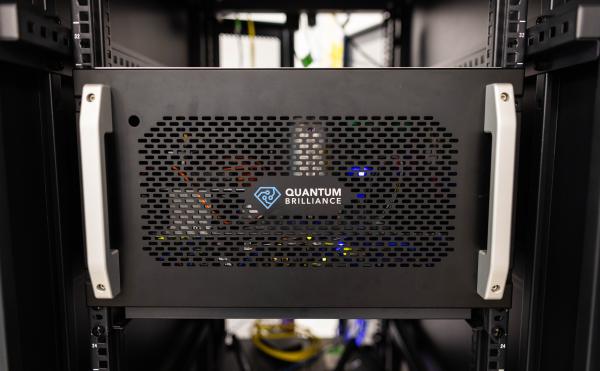 photo of Oak Ridge boffins enlist Quantum Brilliance to make supercomputers sparkle at room temp image