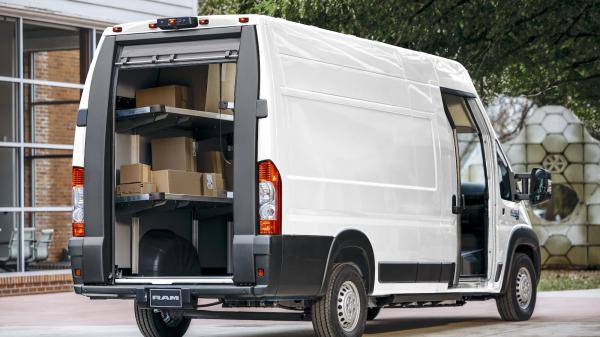 2025 Ram ProMaster EV (finally) lives up…