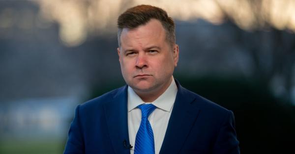 photo of Trump Risks Key Surveillance Authority Over ‘Unqualified’ Spy-Chief Pick image