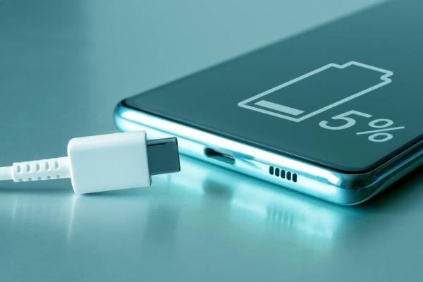 UK ponders USB-C as common charging…