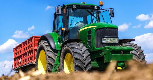 photo of John Deere accused of being full of manure with its right-to-repair promises image