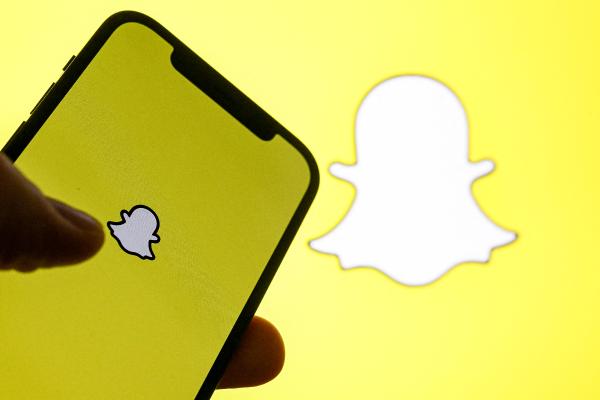 photo of Snapchat no longer rewards fully AI-generated Spotlight content image