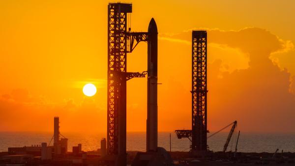 SpaceX readies Starship Flight 14 for a…