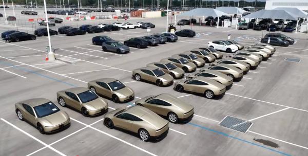 Tesla parked 50+ Cybercabs outside its&hellip;