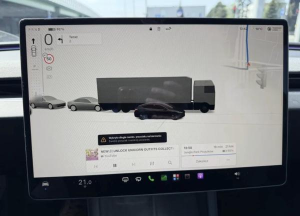 photo of Tesla begins factoring international designs in Full Self-Driving visualization image