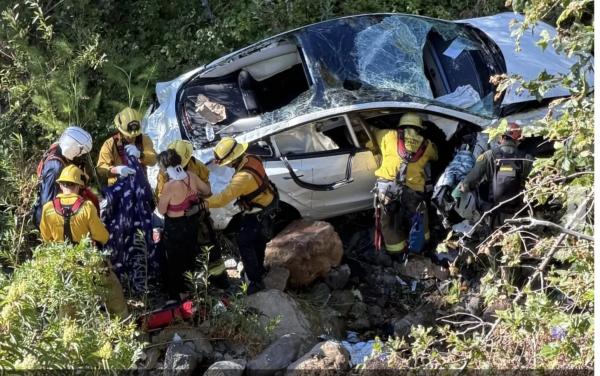 photo of Tesla saves its passengers again – This time after a 300-foot cliff fall in Malibu image