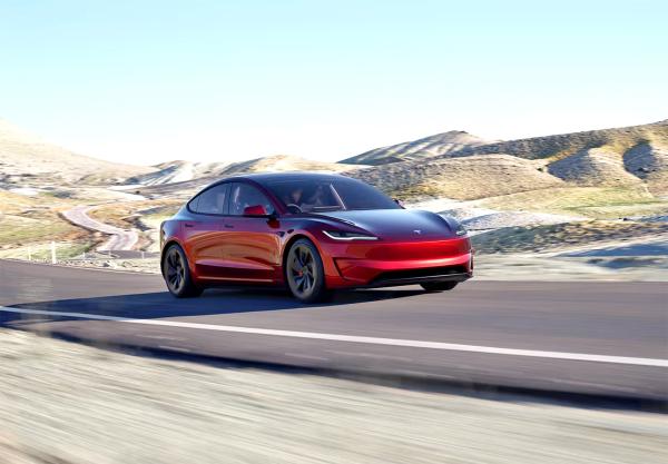 photo of Tesla launches new Model 3 Performance variant to rev up demand image