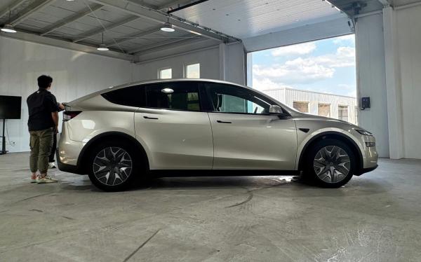 Tesla Model Y L gets suspension…