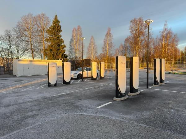 Tesla Sweden’s Megapack Supercharger&hellip;