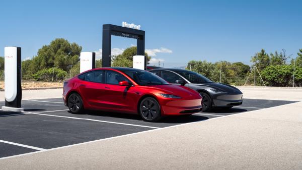 Tesla enters two new markets on two…