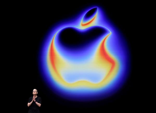 Can Apple make smart glasses that…