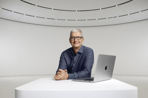 Apple's Tim Cook Among CEOs Invited on&hellip;