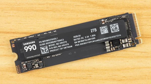 Samsung 990 2TB PCIe 4.0 SSD falls to…