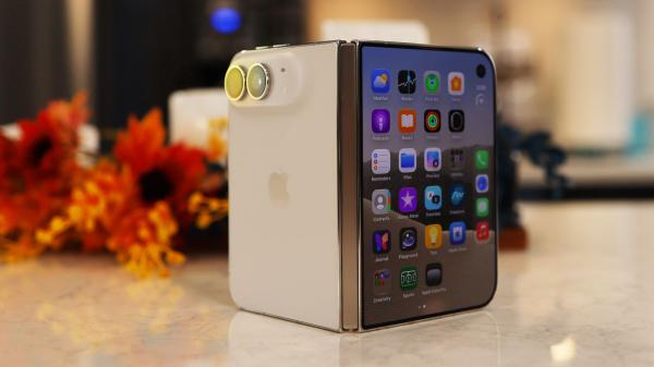 Apple iPhone Duo review: this is the&hellip;