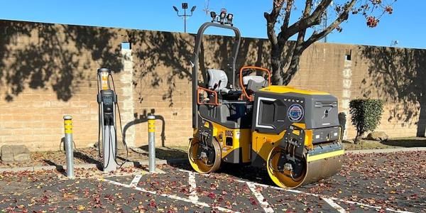 Volvo DD25 Electric compactor gets to…