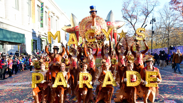 photo of How to watch Macy's Thanksgiving Parade 2025 online from anywhere image