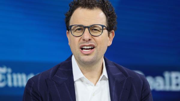 Anthropic CEO calls for pacing AI…
